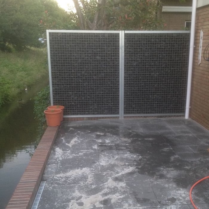 Basalt breuksteen 50 - 80mm aangelegde steenkorf
