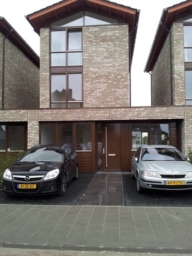 Basalt split 8 - 16mm aangelegd parking