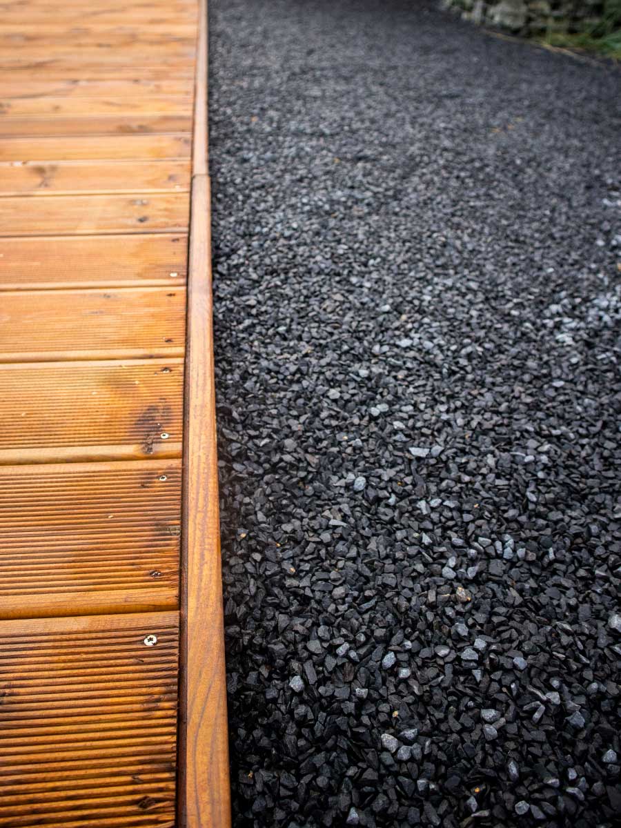 Basalt split 5 - 8mm aangelegd