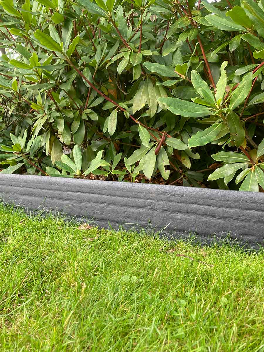 Multi-Edge ECO Recht 2m, grijs 20cm aangelegd