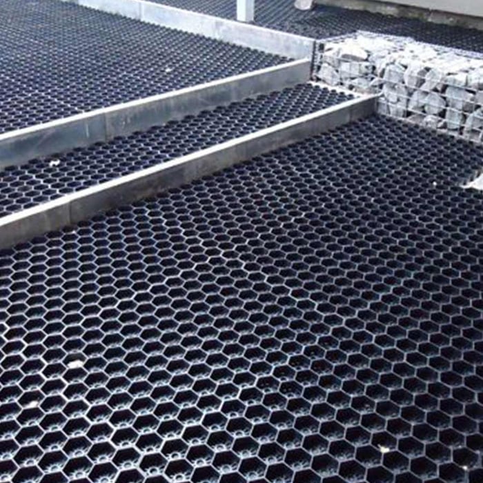 Easygravel 3XL grindplaten zwart aangelegd