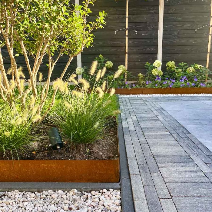 Multi-Edge METAL corten staal 150x27,5cm aangelegd