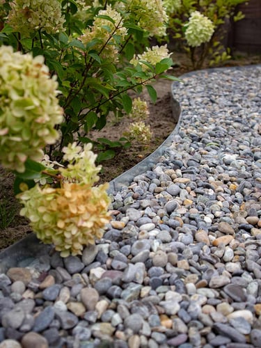 Multi-Edge METAL Afboording verzinkt 100x17,5cm aangelegd